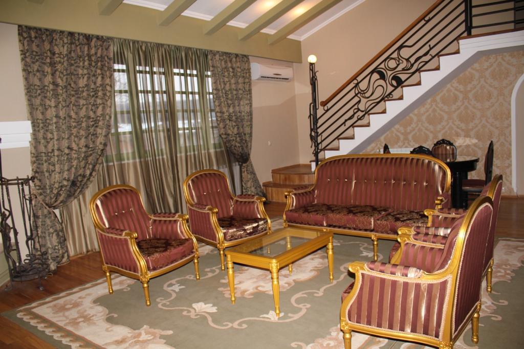 Prestige Palace - Esquisse Hotel Tbilisi Pokoj fotografie