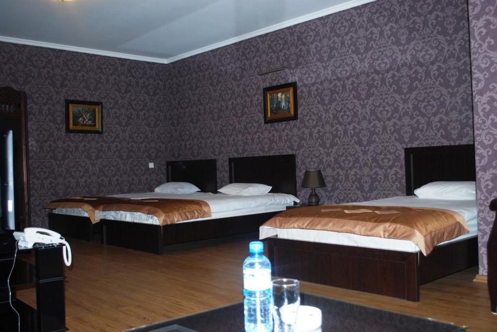 Prestige Palace - Esquisse Hotel Tbilisi Pokoj fotografie